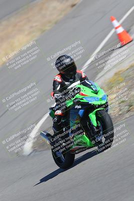 media/Nov-12-2023-Classic Track Days (Sun) [[11f17acb81]]/Group 3/session 2 turn 9/